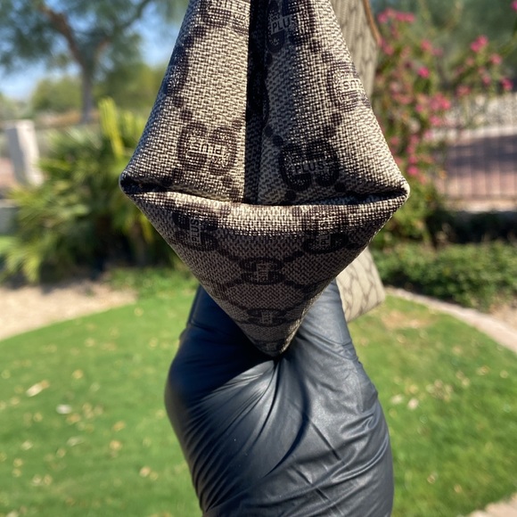 Gucci Plus cluth rare - Picture 4 of 9